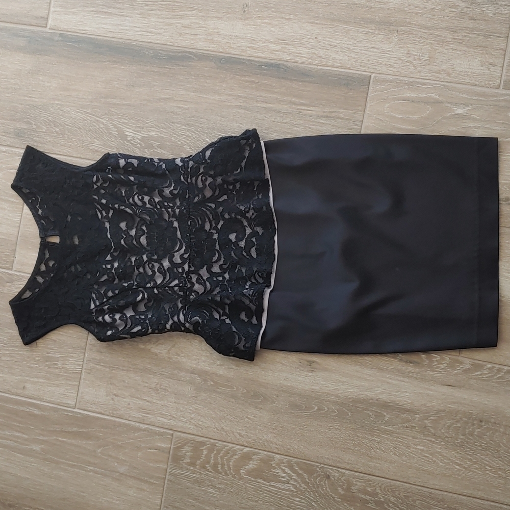 EUC Women's Size 4 "LBD" from David's Bridal, Black with Pink bodice under layer